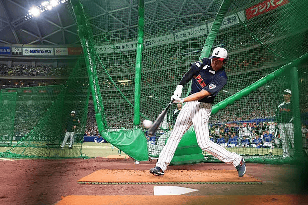 VIDEO | Shohei Ohtani enciende las prácticas de Japón con un festival de tablazos VIDEO | Shohei Ohtani enciende las prácticas de Japón con un festival de tablazos