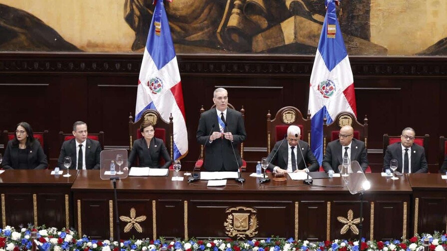 Cuevas del Pomier y cierre de vertederos: Abinader expone resultados ambientales