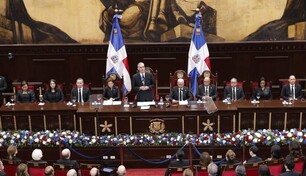 Abinader asegura que casi 200 mil personas salieron de la pobreza en el &uacute;ltimo a&ntilde;o