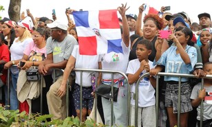 Miles de familias disfrutan del Desfile Militar por los 182 a&ntilde;os de la Independencia Nacional