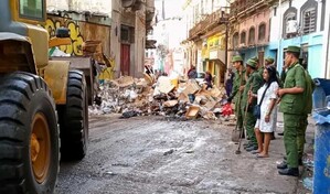 El Gobierno cubano convoca movilizaci&oacute;n por crisis de la recogida de basura en La Habana