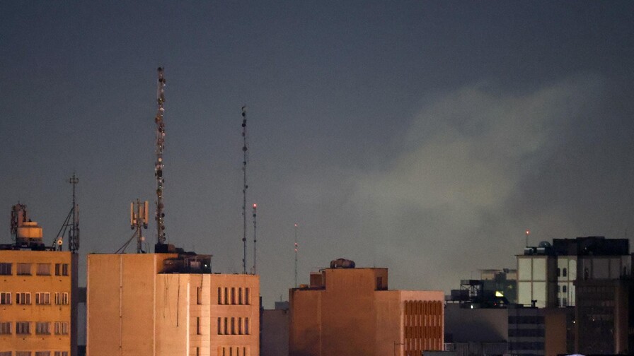 Medios iran&iacute;es afirman que Al Jamene&iacute; est&aacute; vivo y en la sala de mando