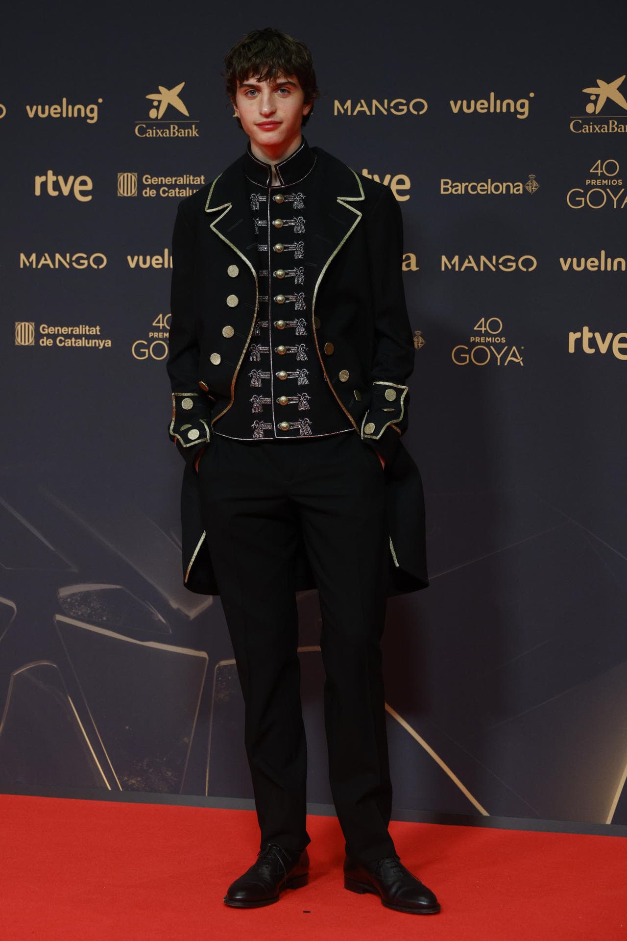 El actor Jan Monter posa a su llegada a la ceremonia de entrega de la 40 edici&oacute;n de los Premios Goya.