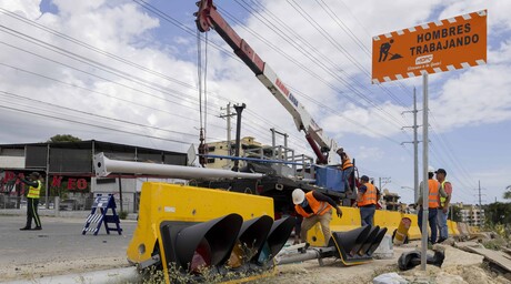 Desde este lunes se har&aacute; desv&iacute;o del tr&aacute;nsito en la avenida Rep&uacute;blica de Colombia con Jacobo Majluta