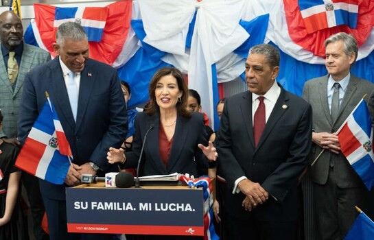 La comunidad dominicana en Nueva York celebra su independencia con iluminaci&oacute;n de monumentos