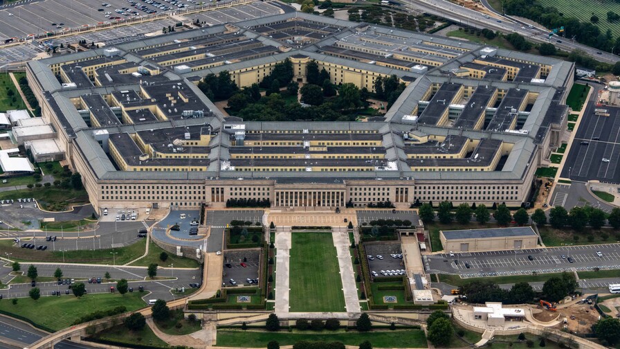 El Pent&aacute;gono dice haber destruido el cuartel general de los Guardianes de la Revoluci&oacute;n iran&iacute;es