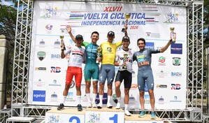 Wilmar Paredes y Team Medell&iacute;n campeones de la 47 Vuelta Cicl&iacute;stica Independencia Nacional