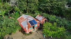 El Ministerio de Energ&iacute;a y Minas electrifica 65 hogares en San Jos&eacute; de Ocoa