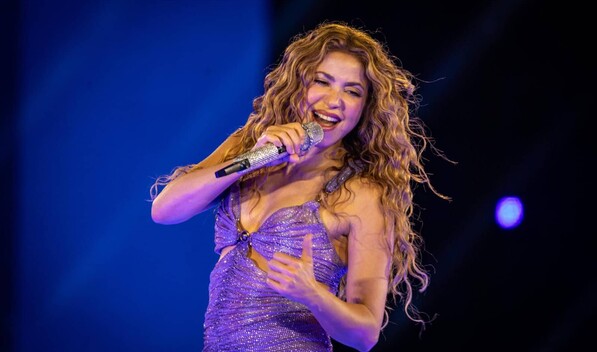 Con Shakira en el Z&oacute;calo, el otro M&eacute;xico olvida por un rato la violencia narco