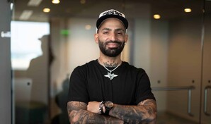 Arc&aacute;ngel anuncia su gira La 8va Maravilla para celebrar 20 a&ntilde;os de carrera y no incluye a RD