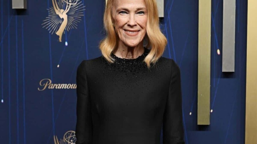 Catherine OHara recibe premio p&oacute;stumo del mayor sindicato de Hollywood por la serie The Studio
