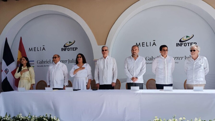Luis Abinader encabeza inauguraci&oacute;n de la Escuela de Hosteler&iacute;a Gabriel Escarrer Juli&aacute; en Punta Cana