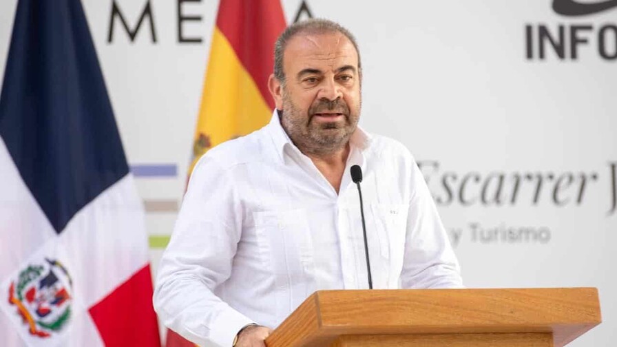 CEO de Meliá destaca a Abinader como referente de alianza público-privada en el turismo CEO de Meliá destaca a Abinader como referente de alianza público-privada en el turismo