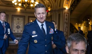 EE. UU. investiga el derribo de sus tres cazas por fuego amigo de Kuwait