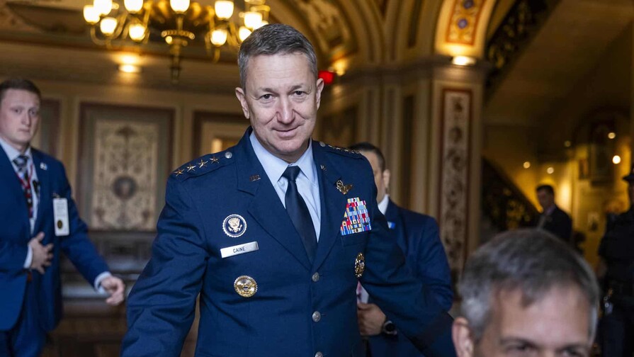 EE. UU. investiga el derribo de sus tres cazas por fuego amigo de Kuwait