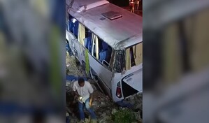 Dos fallecidos y 18 heridos por accidente de tr&aacute;nsito en un autob&uacute;s en La Romana