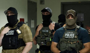 Denver proh&iacute;be el uso de pasamonta&ntilde;as a agentes federales y exige identificaci&oacute;n visible