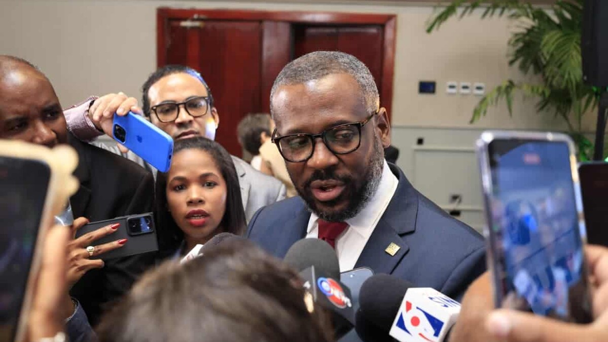 Camacho revela acercamientos de imputados en caso Senasa