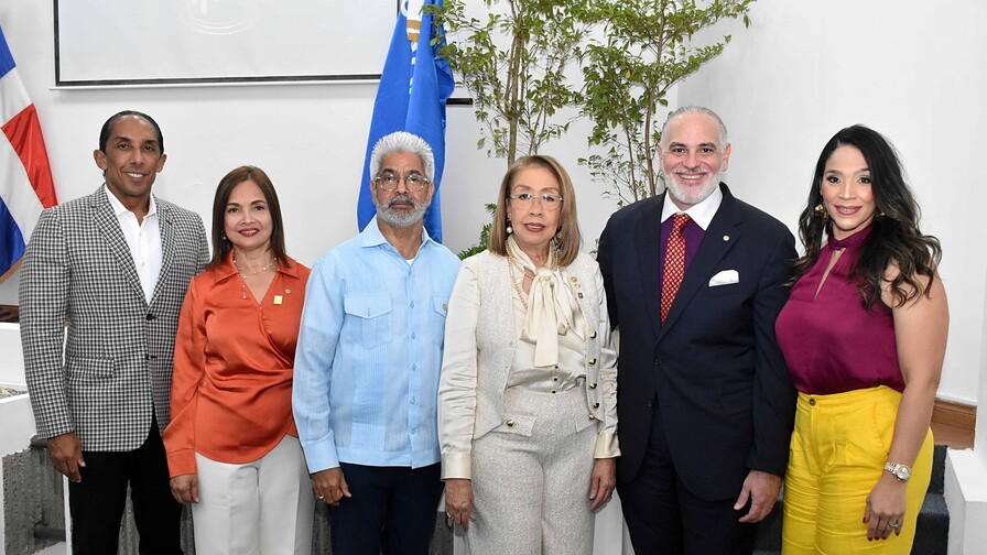 Distrito 4060 de Rotary celebra el 121 aniversario de Rotary International