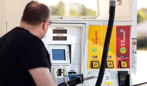 El barril de petr&oacute;leo Brent supera los 85 d&oacute;lares, su nivel m&aacute;s alto desde julio de 2024