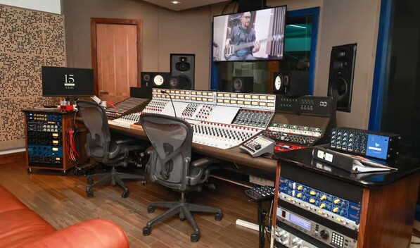 Fama Studios, un espacio para los artistas que buscan est&aacute;ndares internacionales