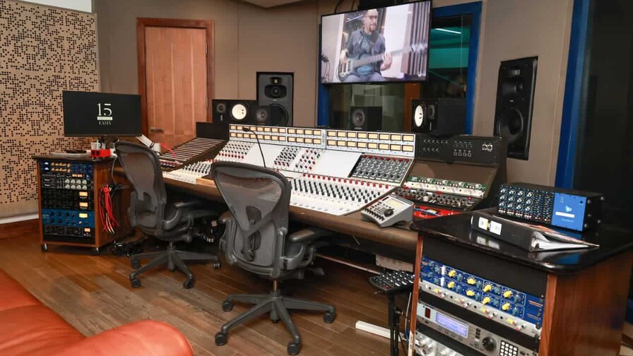 Fama Studios, un espacio para los artistas que buscan estándares internacionales Fama Studios, un espacio para los artistas que buscan estándares internacionales