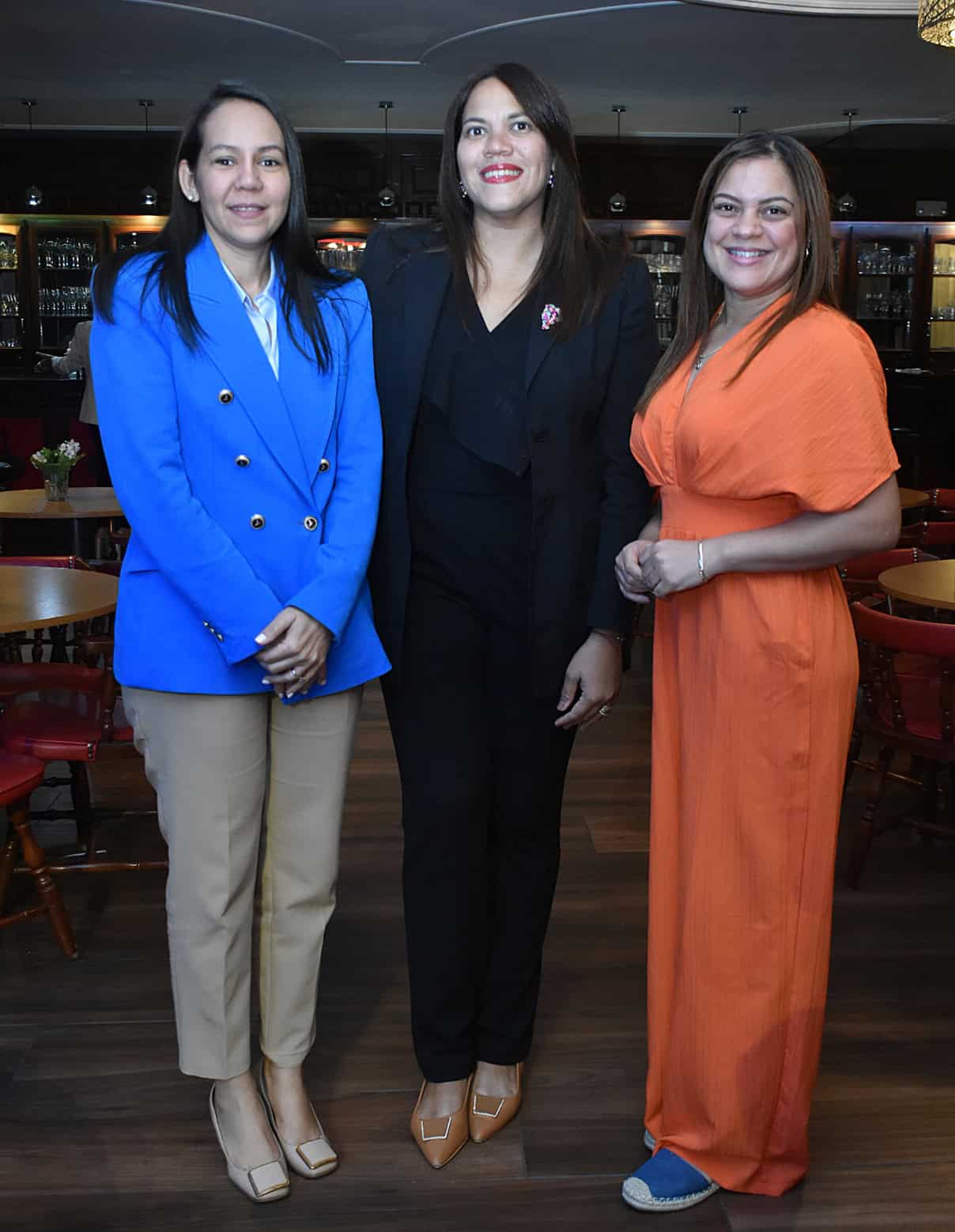 Josel Herrera, Luisa Suárez y Nairobi Santos.