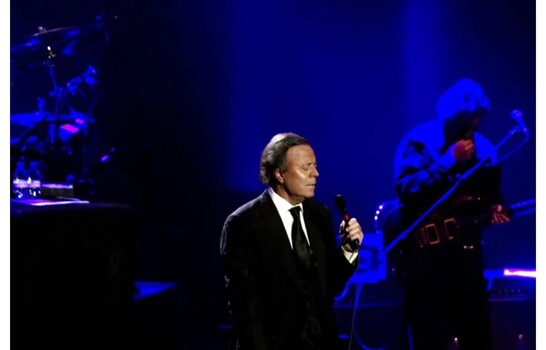 Julio Iglesias denuncia a eldiario.es y le acusa de elaborar un montaje period&iacute;stico