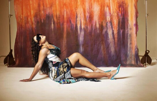 Let&oacute;n P&Eacute; estrena su &aacute;lbum debut "Golosa", un manifiesto de placer sin fronteras