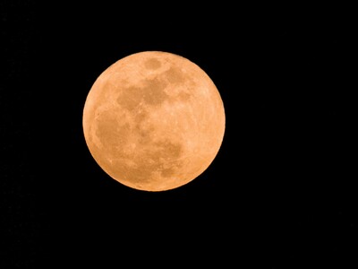 Mejor hora para el eclipse lunar parcial en República Dominicana