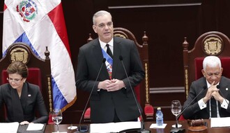 Abinader muestra sus obras para callar a la oposici&oacute;n