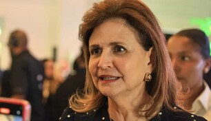 Raquel Pe&ntilde;a dice a&uacute;n es muy pronto para saber si hay dominicanos afectados en Venezuela