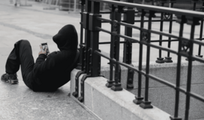 Tres semanas sin m&oacute;vil: 72,000 escolares austr&iacute;acos prueban a usar su tiempo de otra forma