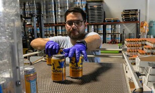 Carlos de la Rosa: precisi&oacute;n t&eacute;cnica y liderazgo en la evoluci&oacute;n de un maestro cervecero
