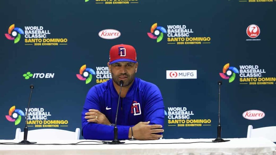 Estrellas Orientales nombran a Albert Pujols como presidente de operaciones