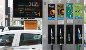 Guerra del Golfo amenaza el suministro mundial de petr&oacute;leo y lo encarece m&aacute;s