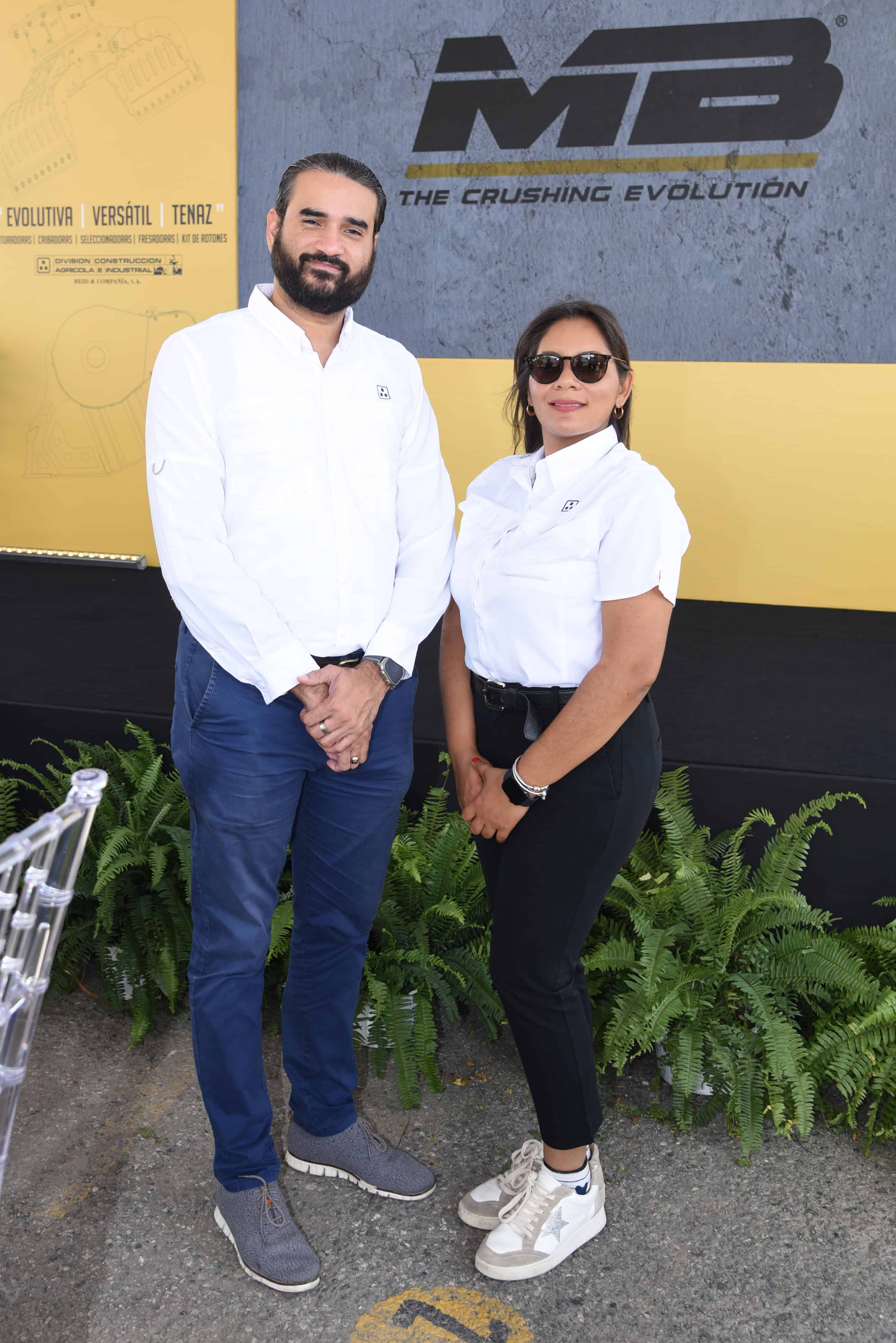 Bryan Tejeda y Massiel Vasquez.