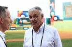 Rob Manfred, Comisionado de MLB: "Si un estadio no es grande, no puede estar en el Clásico" Rob Manfred, Comisionado de MLB: "Si un estadio no es grande, no puede estar en el Clásico"