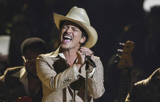 Bruno Mars mostrar&aacute; su lado m&aacute;s latino con gira The Romantic en M&eacute;xico