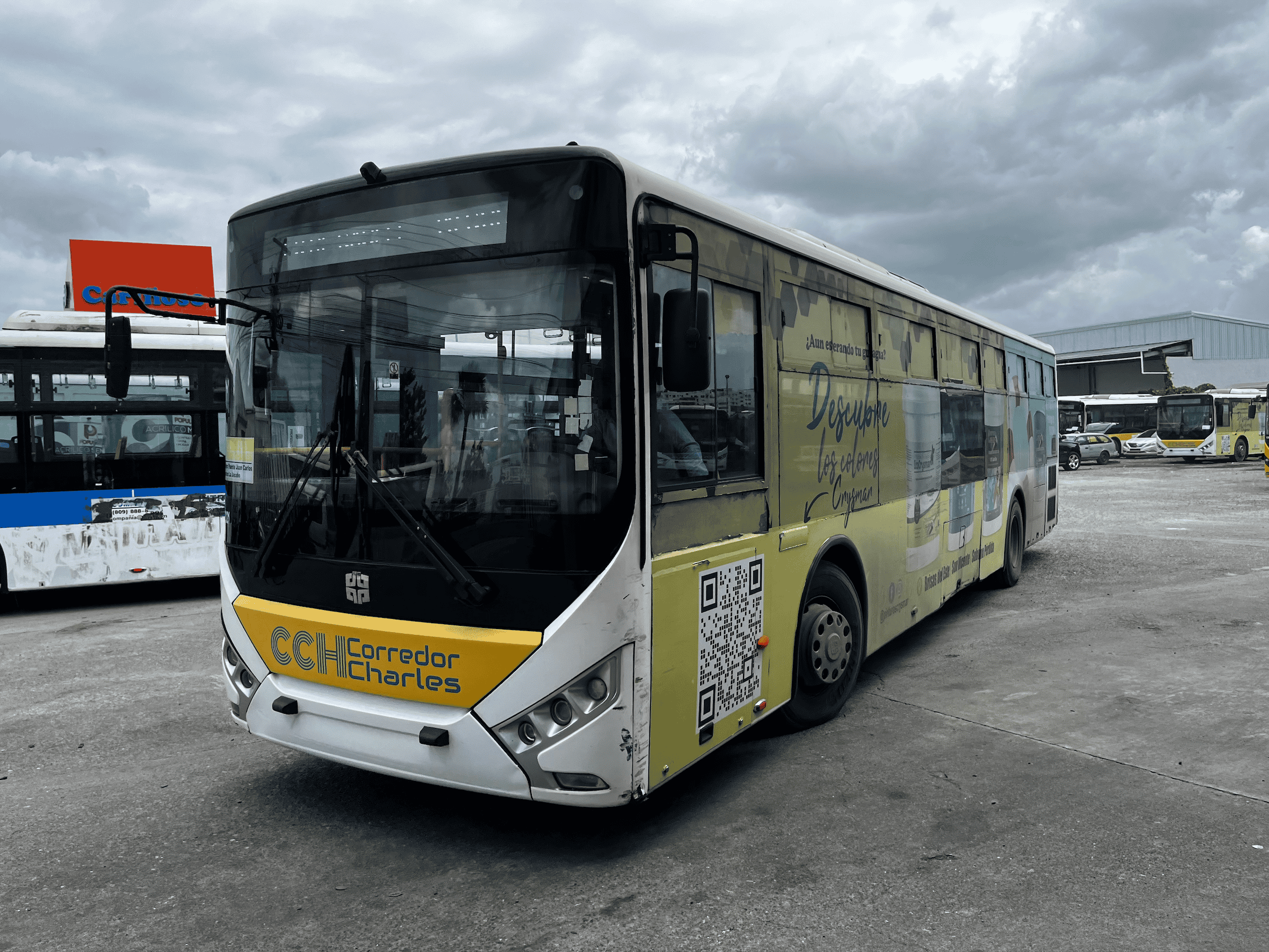 Autob&uacute;s del Corredor Charles.