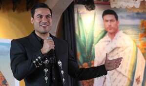 Carlos Rivera quiere mostrar "la parte hermosa" del pa&iacute;s con su disco Vida M&eacute;xico