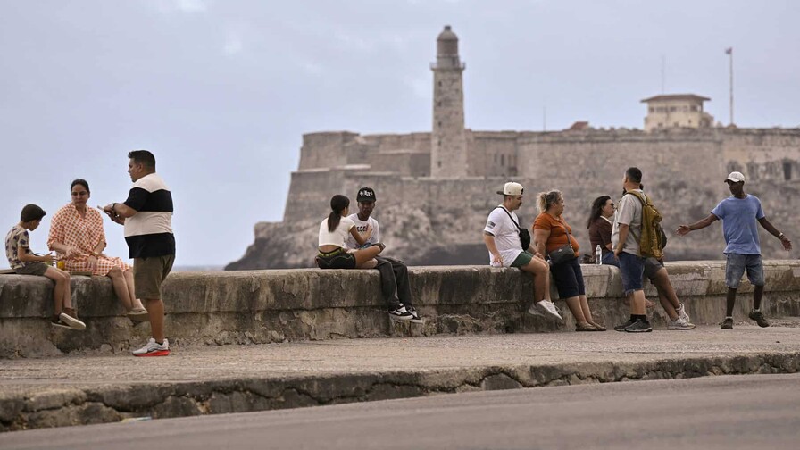 Cuba reconecta su red el&eacute;ctrica tras nuevo apag&oacute;n masivo