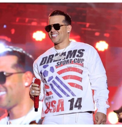 El Blachy lleva el merengue t&iacute;pico a escenarios de Estados Unidos durante su actual gira