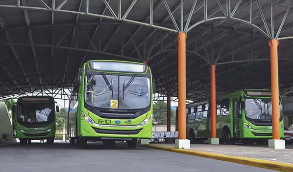 A la OMSA le pusieron la reversa y se le tranc&oacute; la transmisi&oacute;n