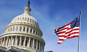 Senadores de EE. UU. buscan acuerdo para financiar Seguridad Nacional sin incluir a ICE