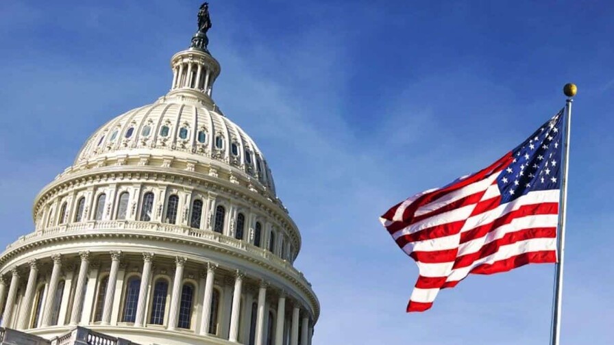 Senadores de EE. UU. buscan acuerdo para financiar Seguridad Nacional sin incluir a ICE