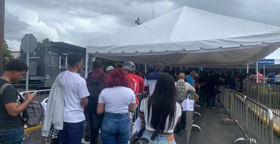 Lentitud y largas filas en el Intrant tambi&eacute;n afectan a los que solicitan su carn&eacute; de aprendizaje