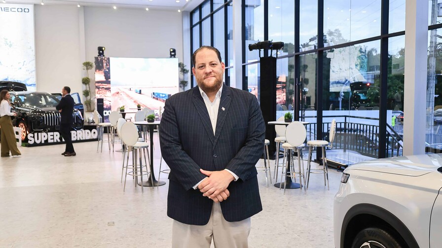 Autom&iacute;a inaugura su primer Centro de Experiencia y apuesta por una nueva movilidad en RD