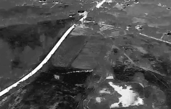 Momento en que drones detectan a 65 haitianos indocumentados ingresando a RD por el r&iacute;o Masacre