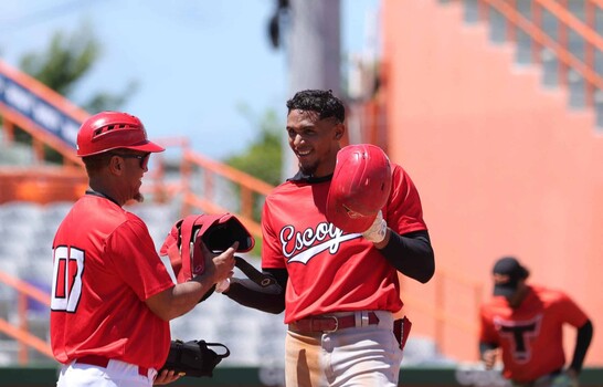 Erik Gonz&aacute;lez entra en el roster dominicano como sustituto de Jeremy Pe&ntilde;a